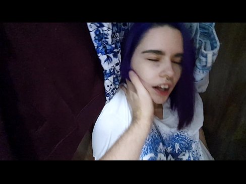 ❤️ 押し入れの中の姉ちゃんを発見し、イクのを手伝う at us ❌️❤